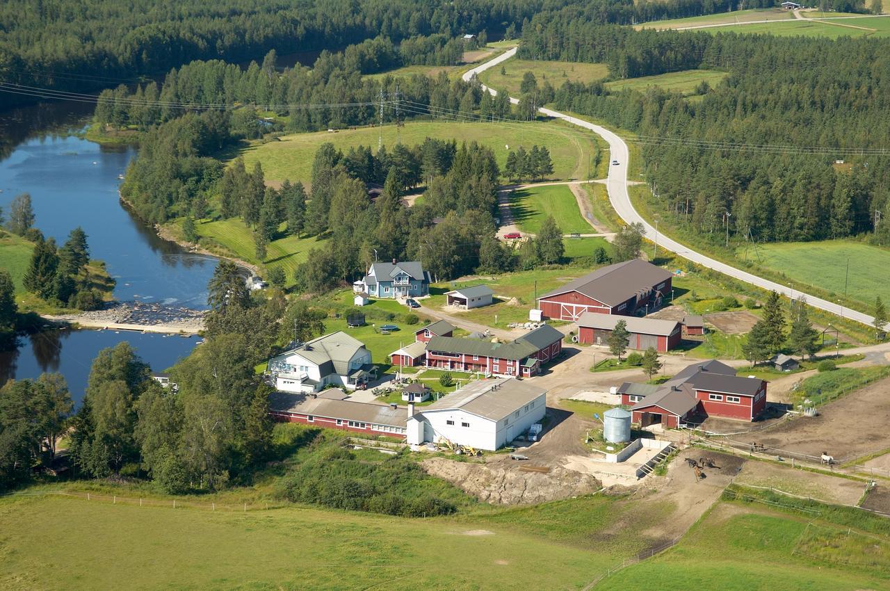 Maalaiskartano Pihkala Hotel Kestilä Kültér fotó